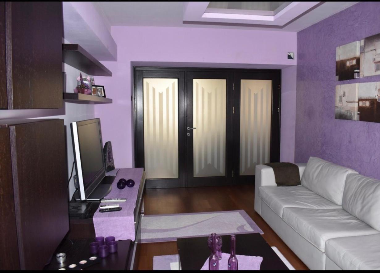 Central Apartment 4 Rooms Brasov Bagian luar foto