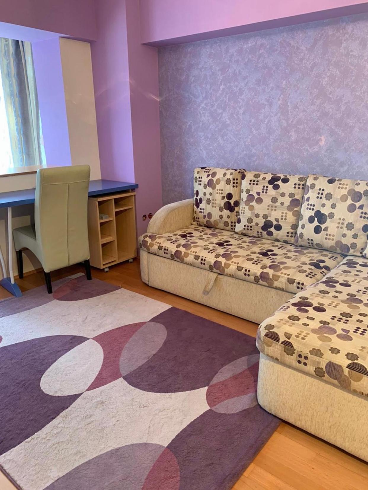 Central Apartment 4 Rooms Brasov Bagian luar foto